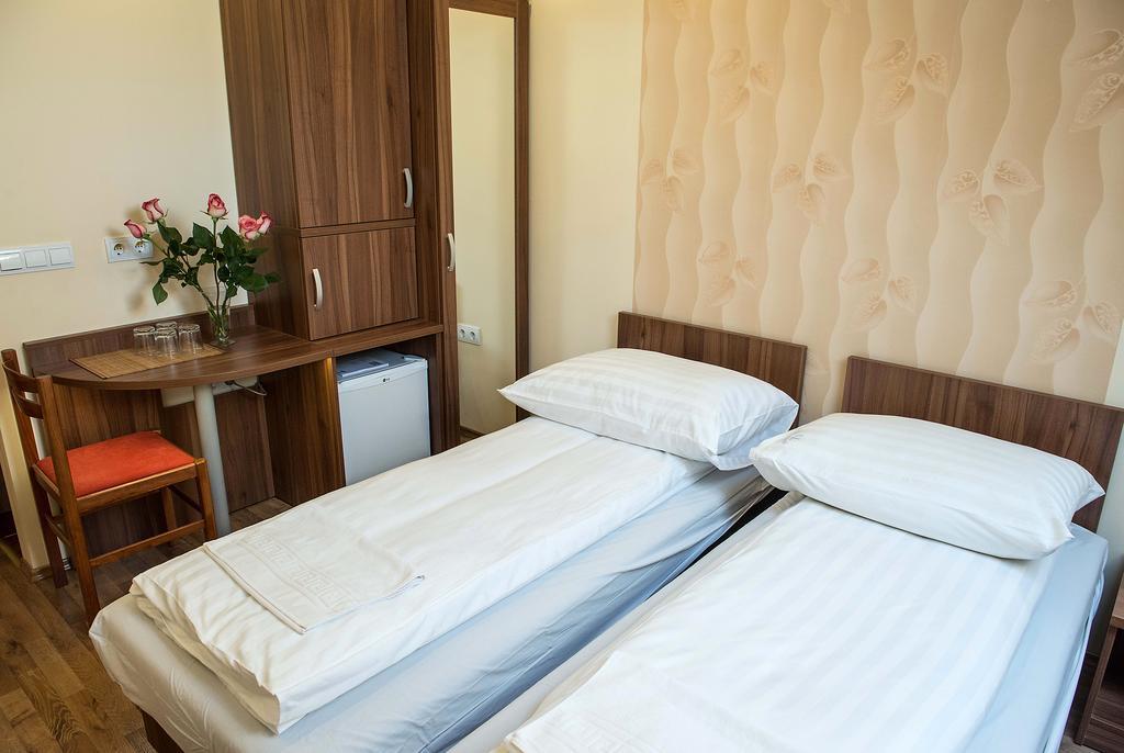Bl.Apartmanhaz Ii. Seghedin Exterior foto