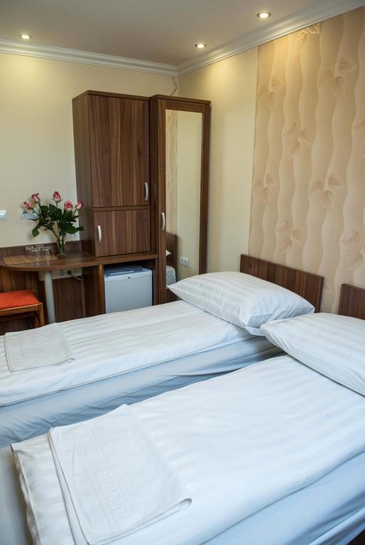 Bl.Apartmanhaz Ii. Seghedin Exterior foto